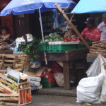 Street vendors in Colon