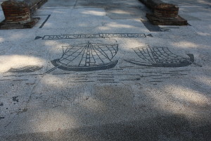 Goods transporter upriver